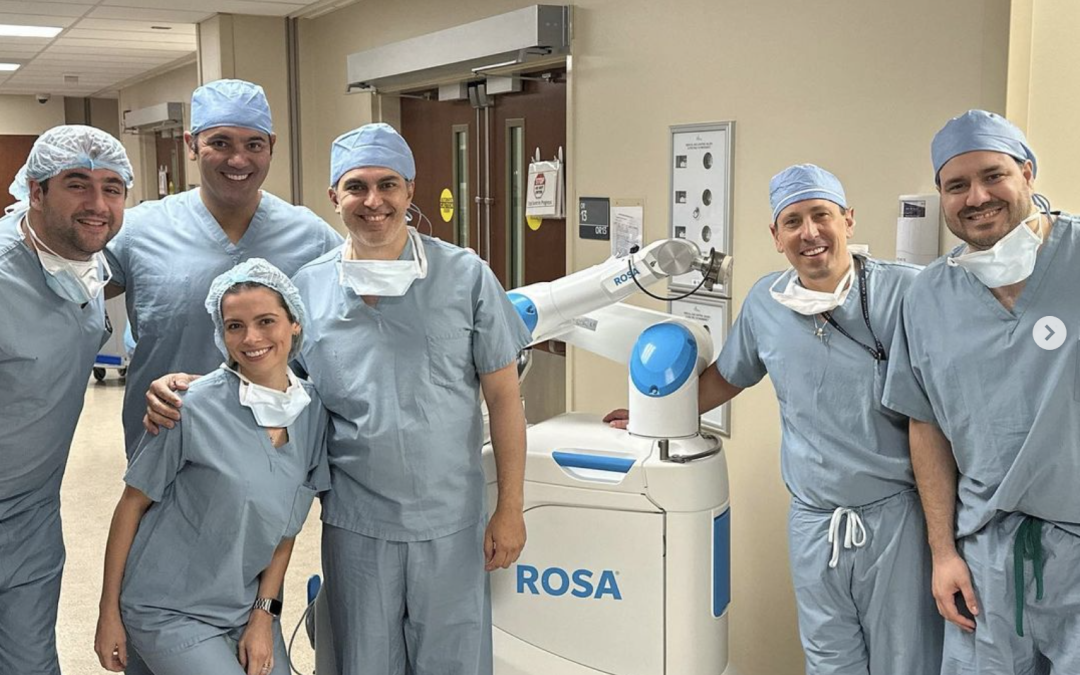 Cirurgia robótica (ROSA Knee) com a equipe do Dr Banka em Detroit